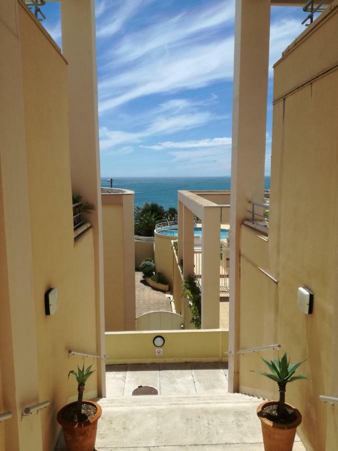 Апартаменты 483 Chemin De Saint-Clair Сет Экстерьер фото